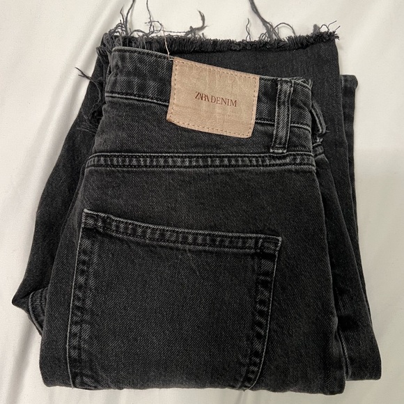 Black Zara jeans - Picture 1 of 5